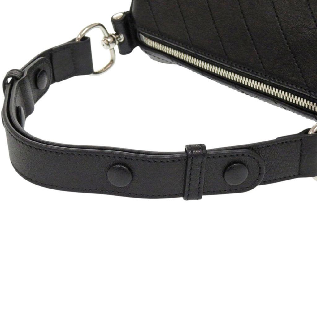 Gucci Black Leather Shoulder Bag (Pre-Owned)