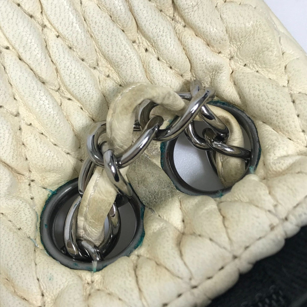 Chanel White Leather Shoulder Bag