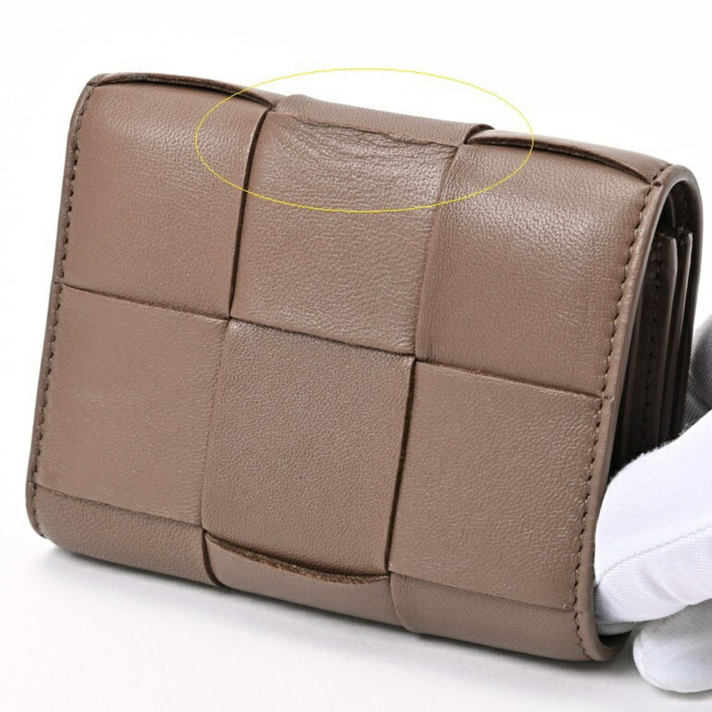 Bottega Veneta Leather Wallet (Tri-Fold)