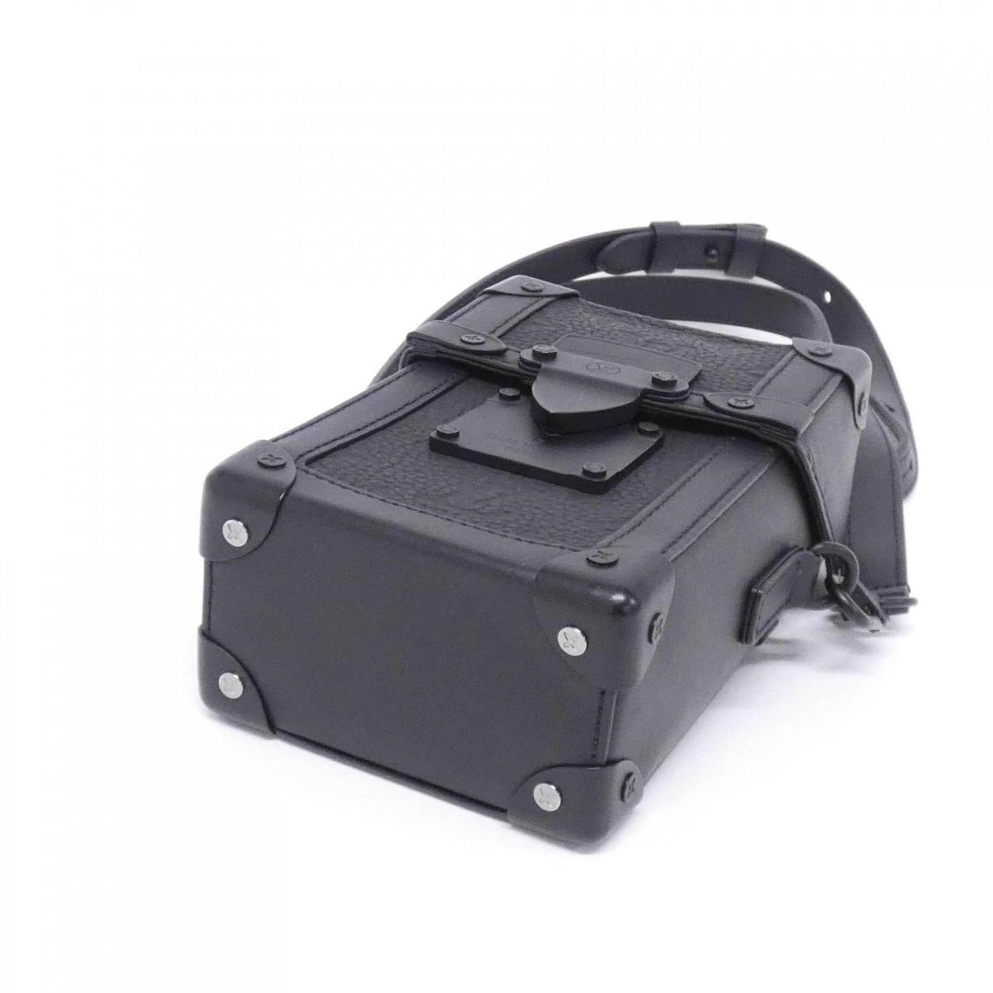 Louis Vuitton Black Leather Shoulder Bag