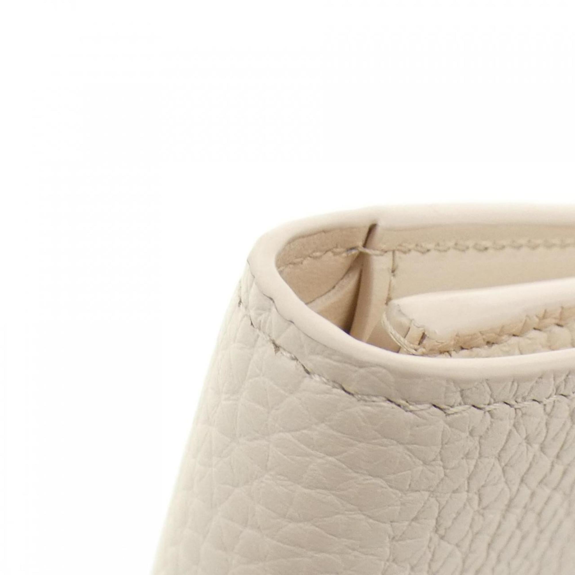 Louis Vuitton Leather Wallet (Tri-Fold)