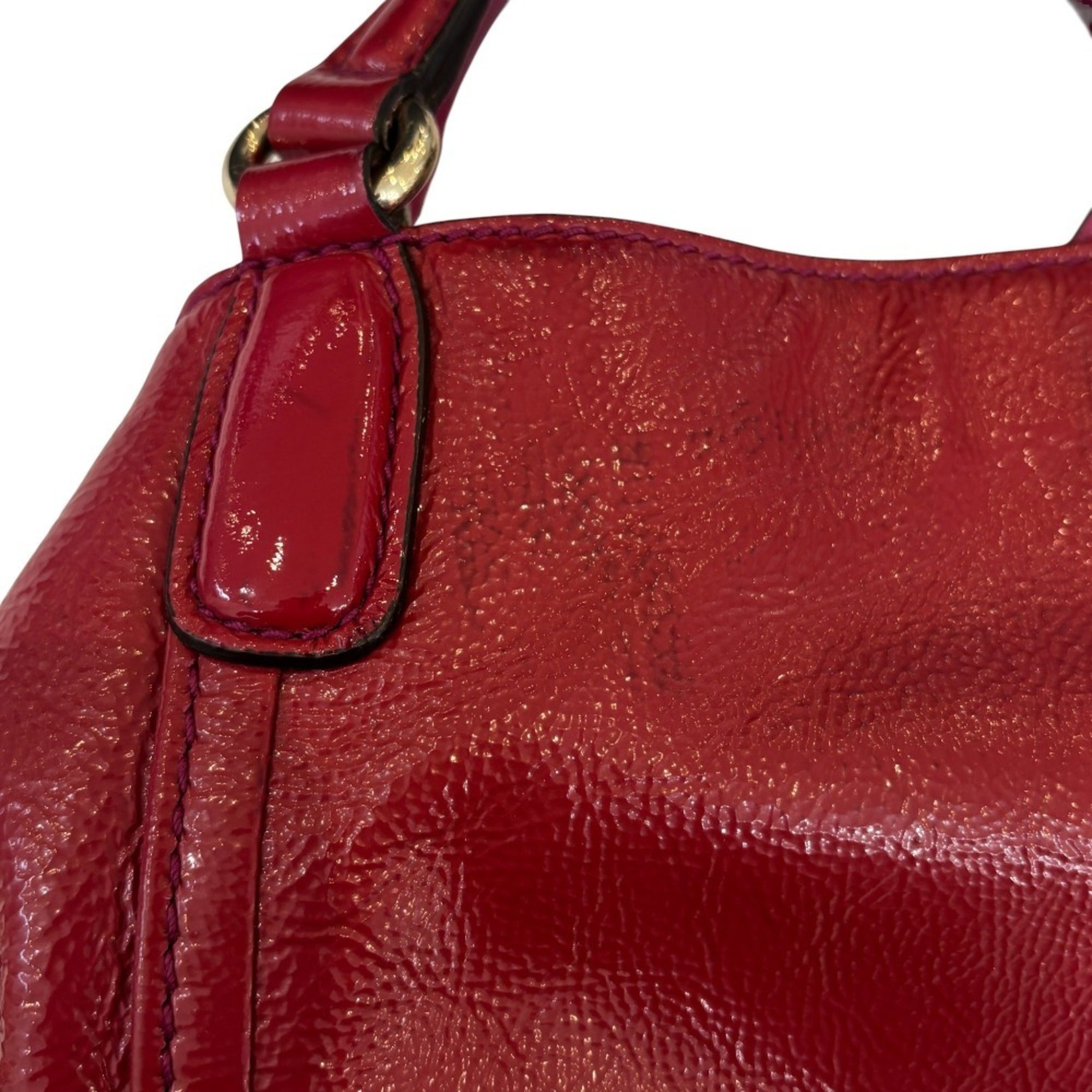 Gucci Red Color Handbag (Pre-Owned)