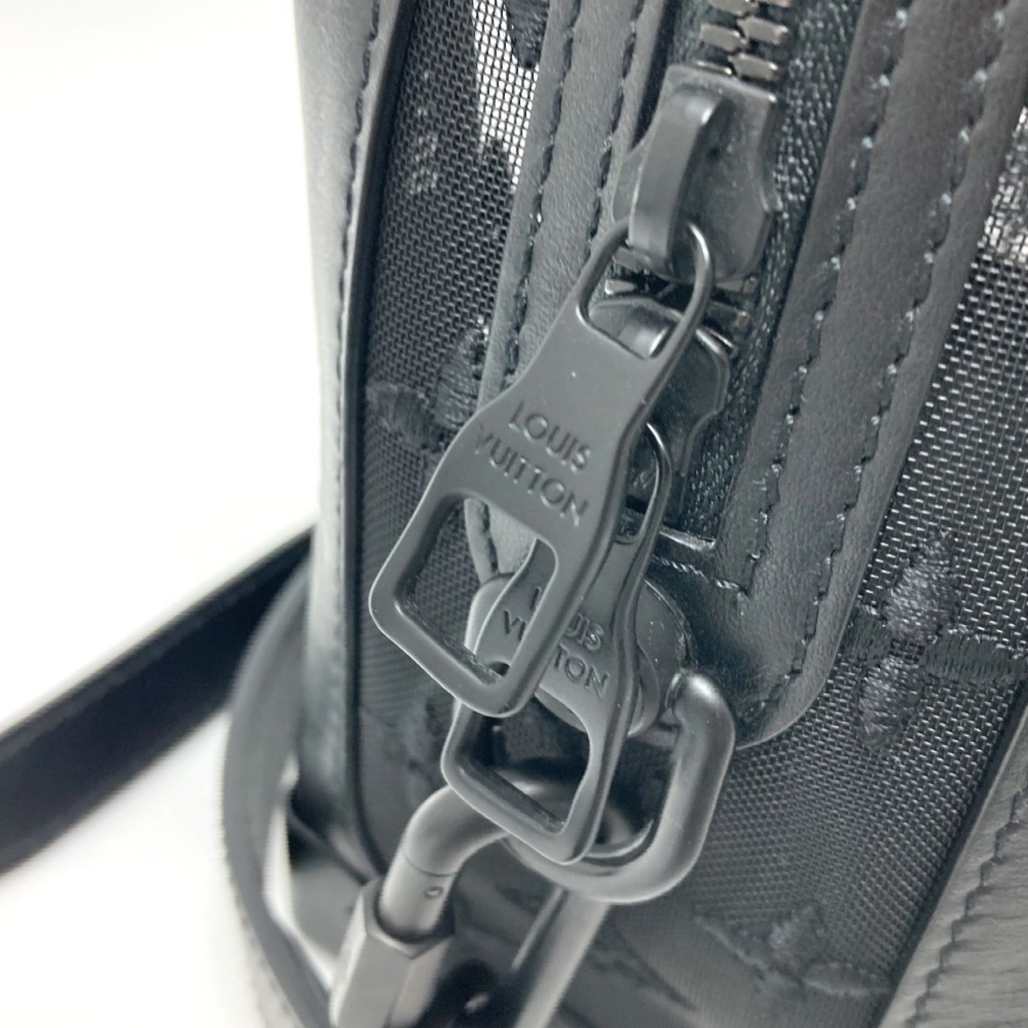 Louis Vuitton Black Mesh Leather Shoulder Bag