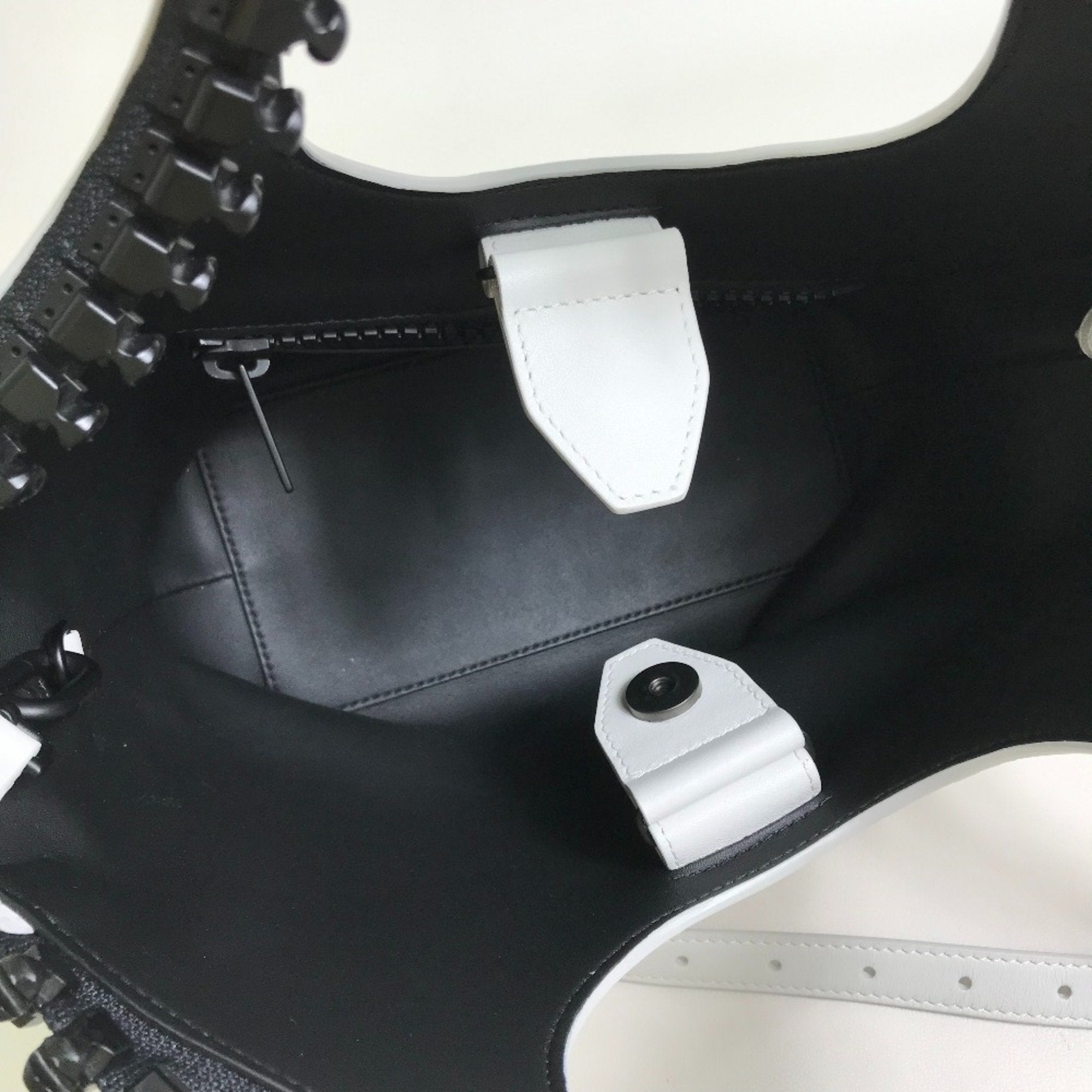 Balenciaga White Leather Hand