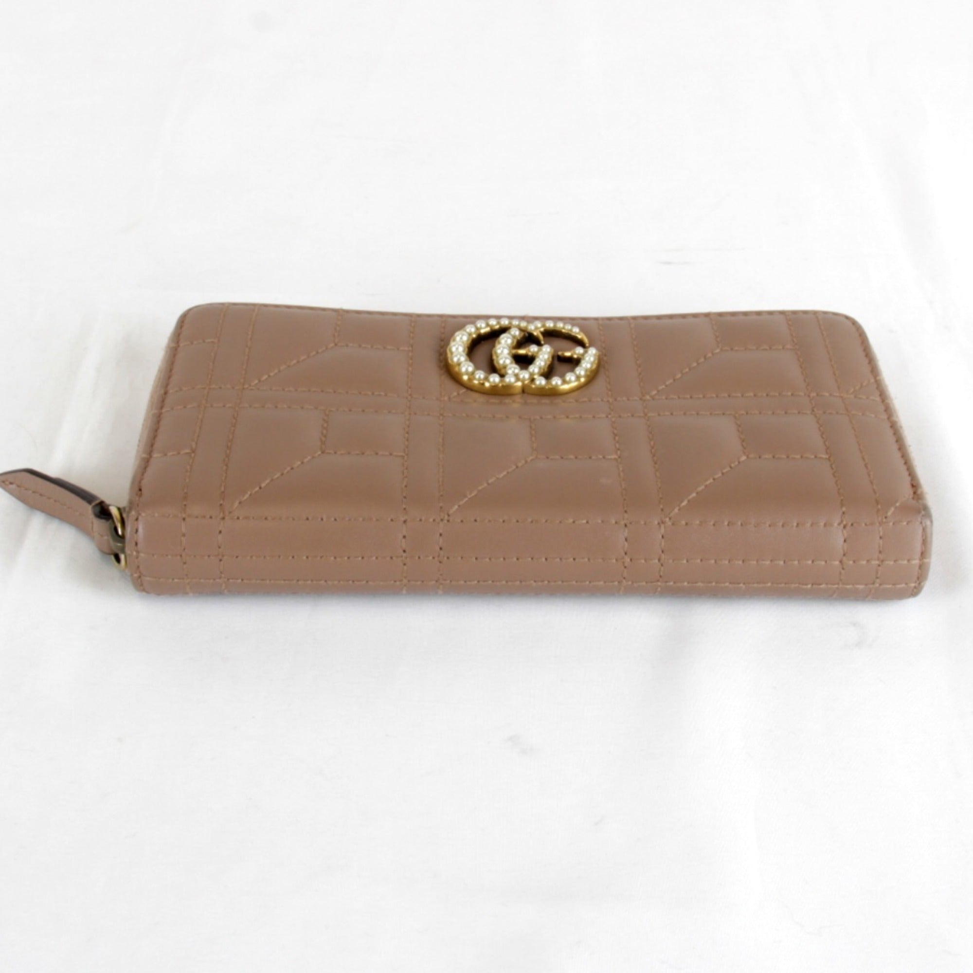 Gucci Brown Leather Long Wallet (Bi-Fold) (Pre-Owned)