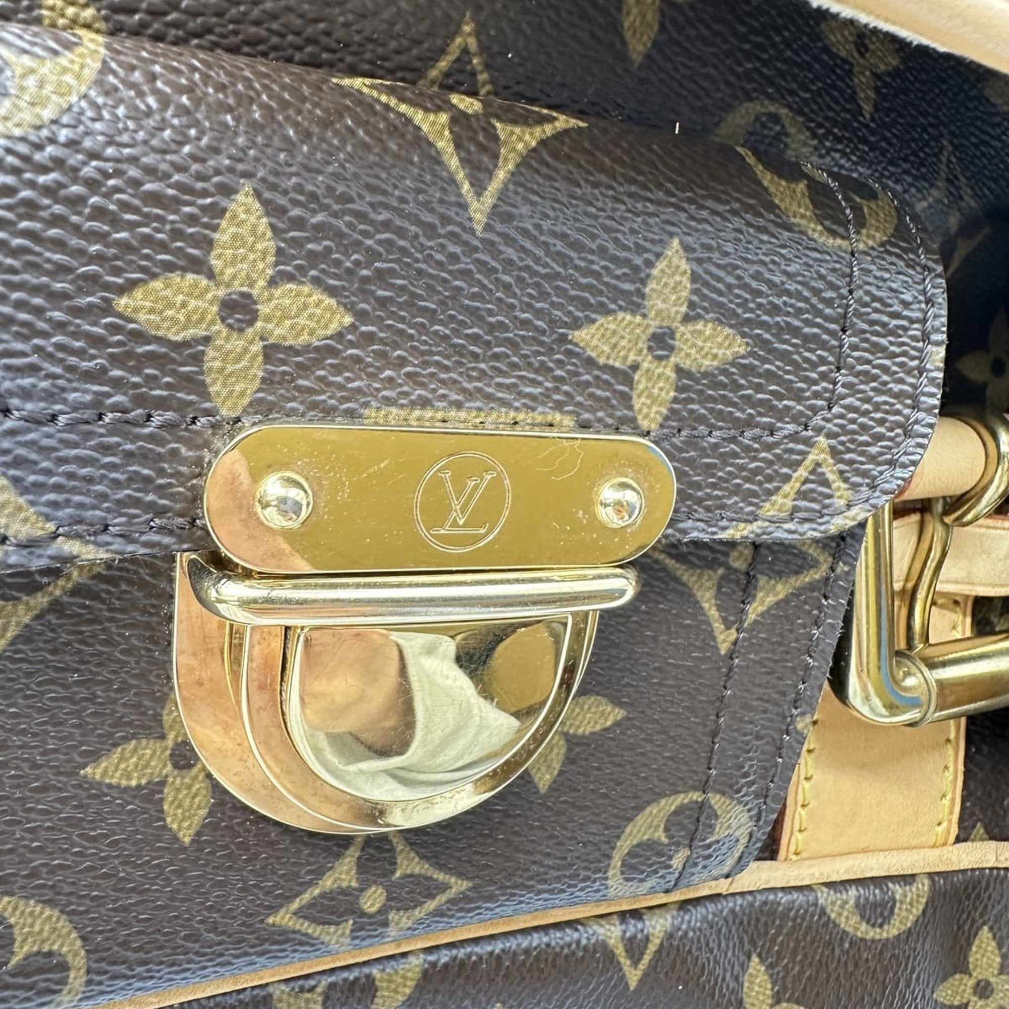 Louis Vuitton Brown Monogram Monogram Shoulder Bag