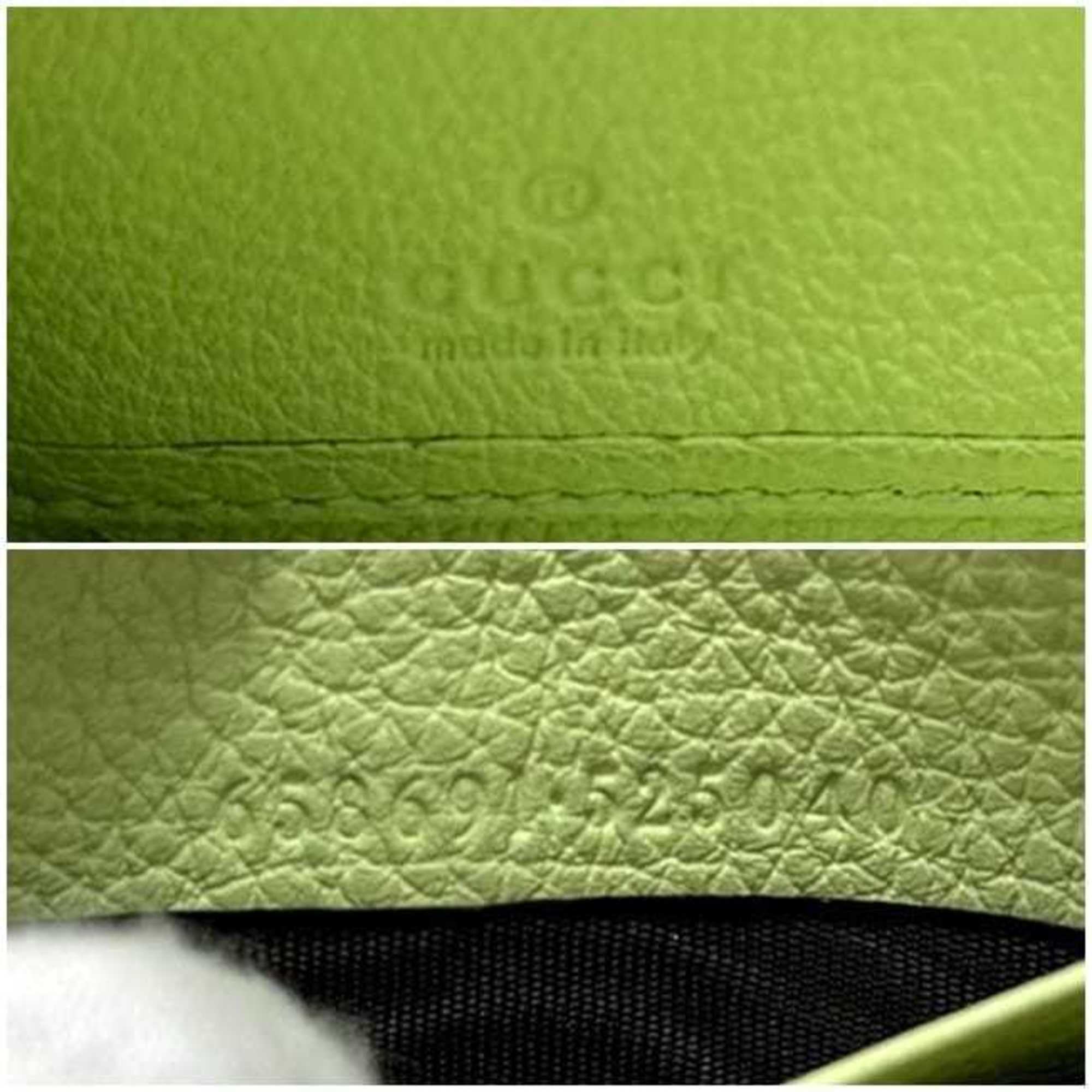 Gucci Light Green Leather Long Wallet (Bi-Fold) (Pre-Owned)