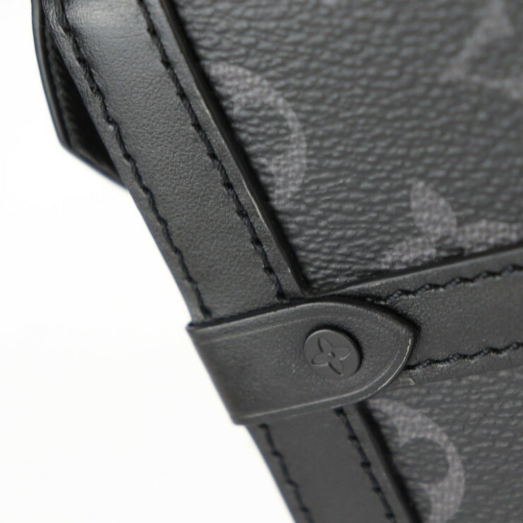 Louis Vuitton Black Gray Leather Pochette Pouch Shoulder Bag