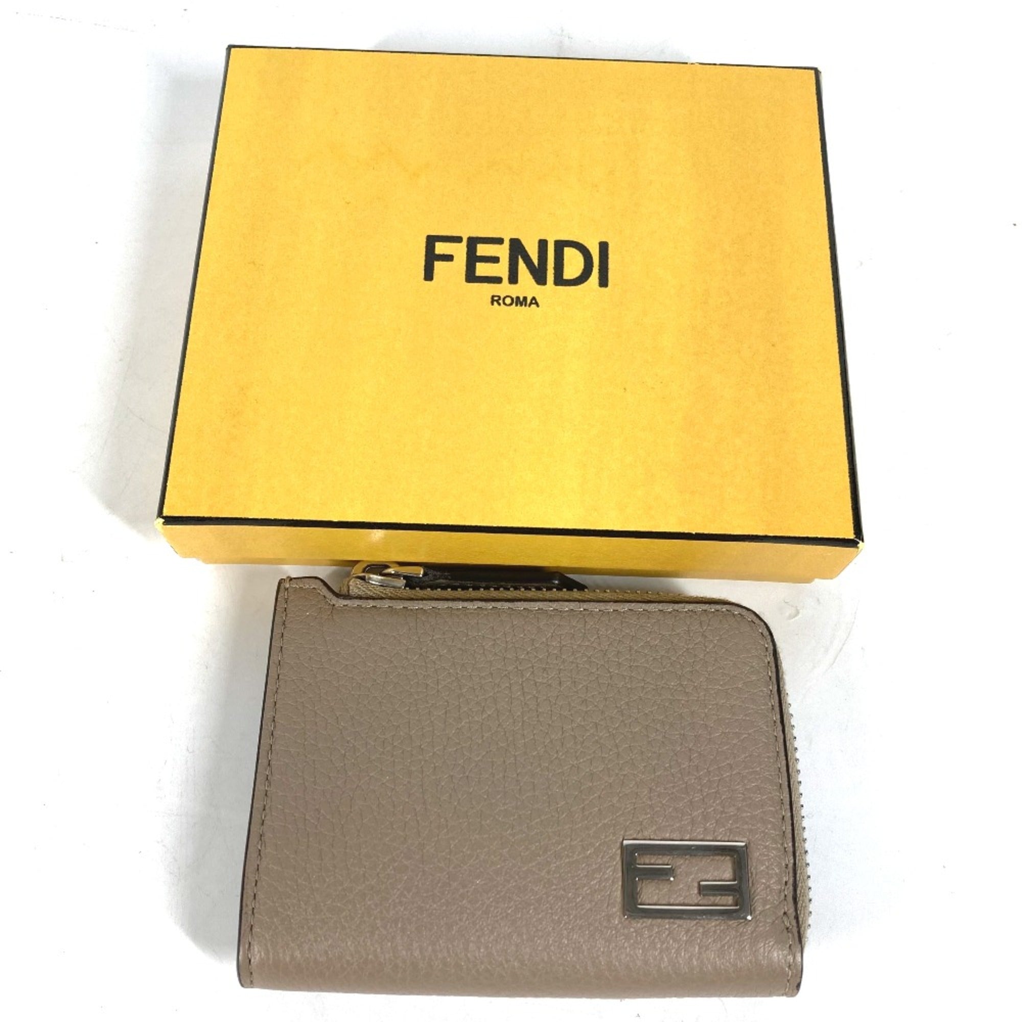 Fendi Beige Leather Coin Purse/Coin Case