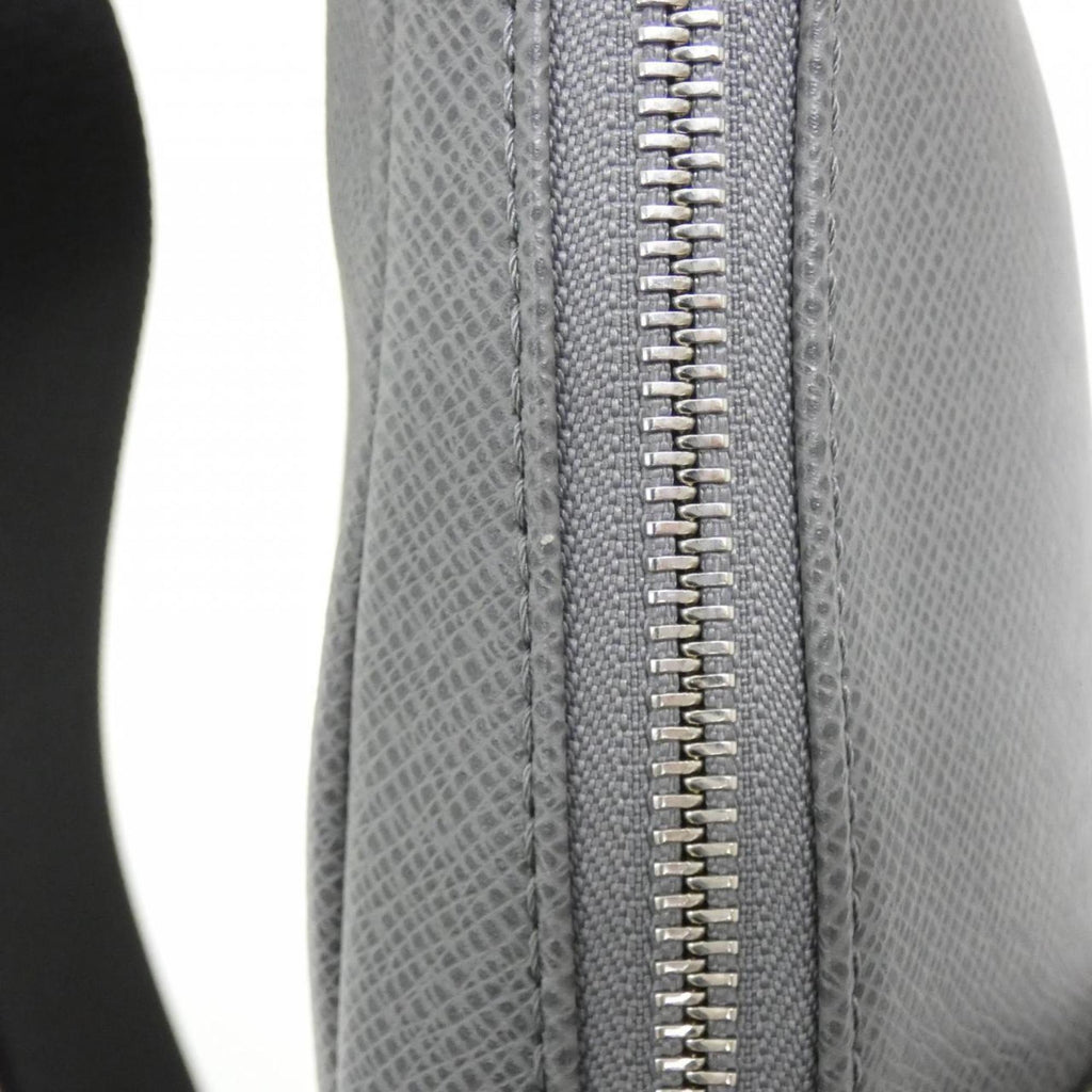 Louis Vuitton Gris Leather Shoulder Bag