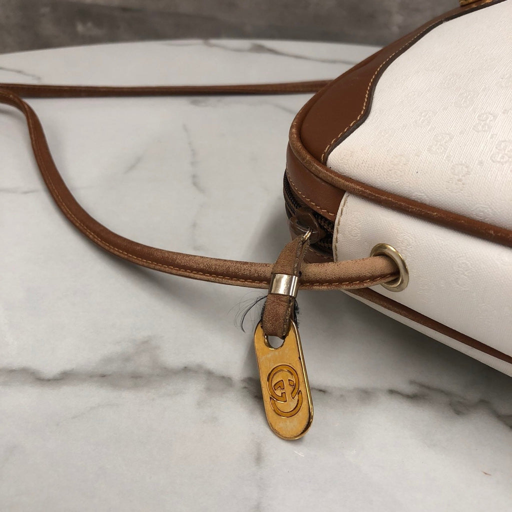 Gucci Microguccissima White Micro Gg Leather Shoulder Bag (Pre-Owned)