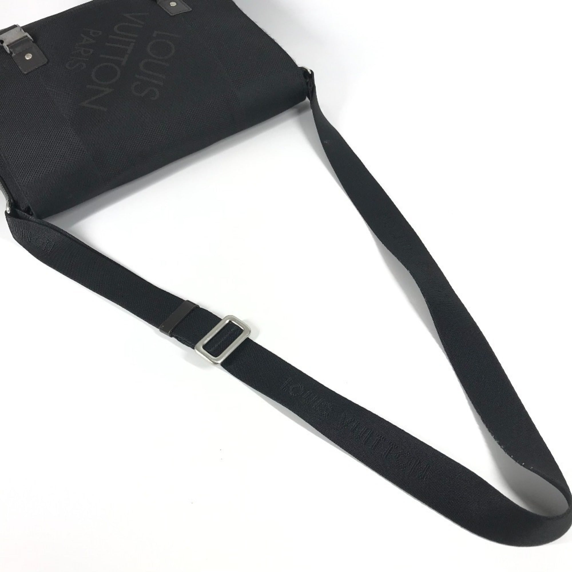 Louis Vuitton Black White Damier Geant Messenger Bag Shoulder Bag
