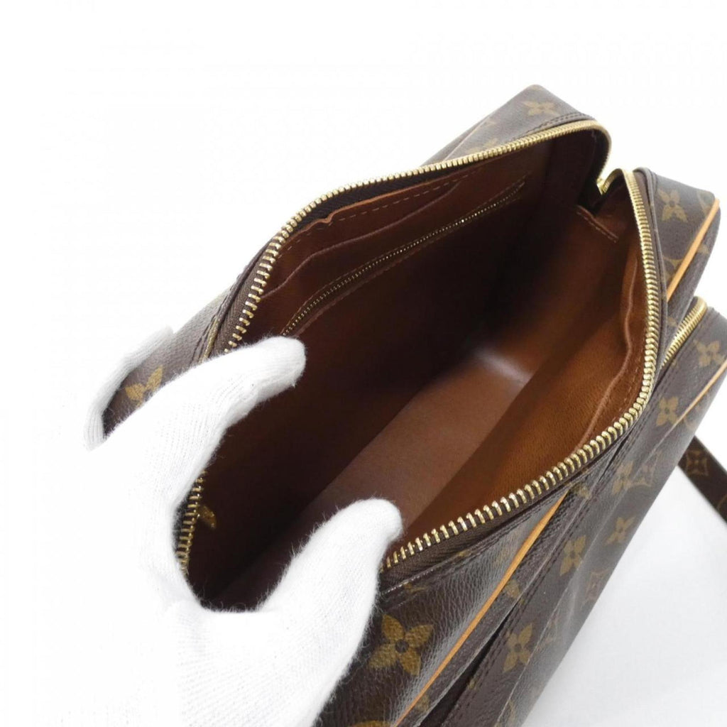 Louis Vuitton Marron Monogram Shoulder Bag