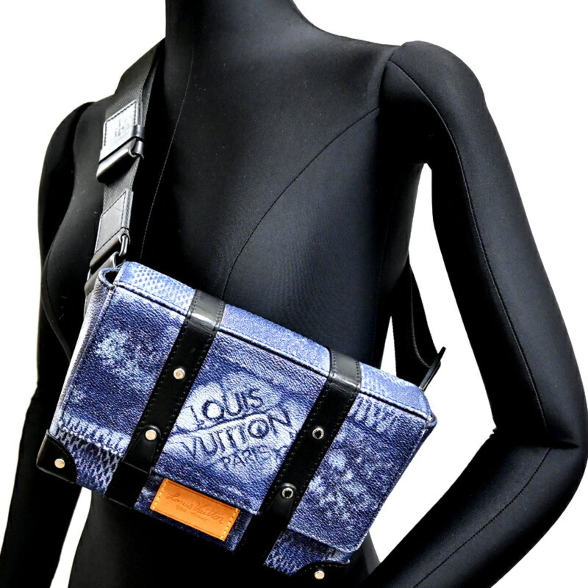 Louis Vuitton Damier Blue Damier Canvas Galle Pvc Fanny Pack