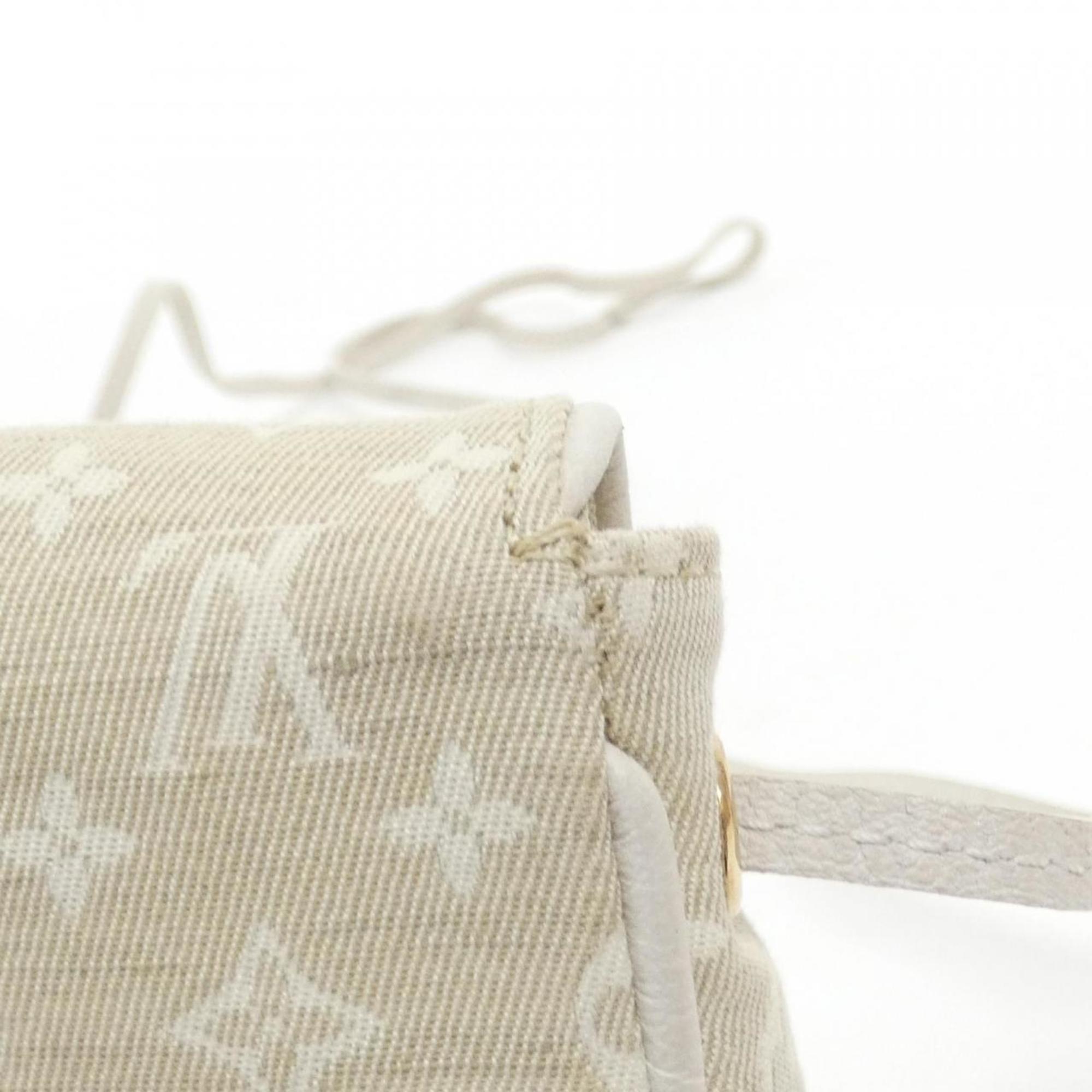 Louis Vuitton Ivory Canvas Handbag Pochette
