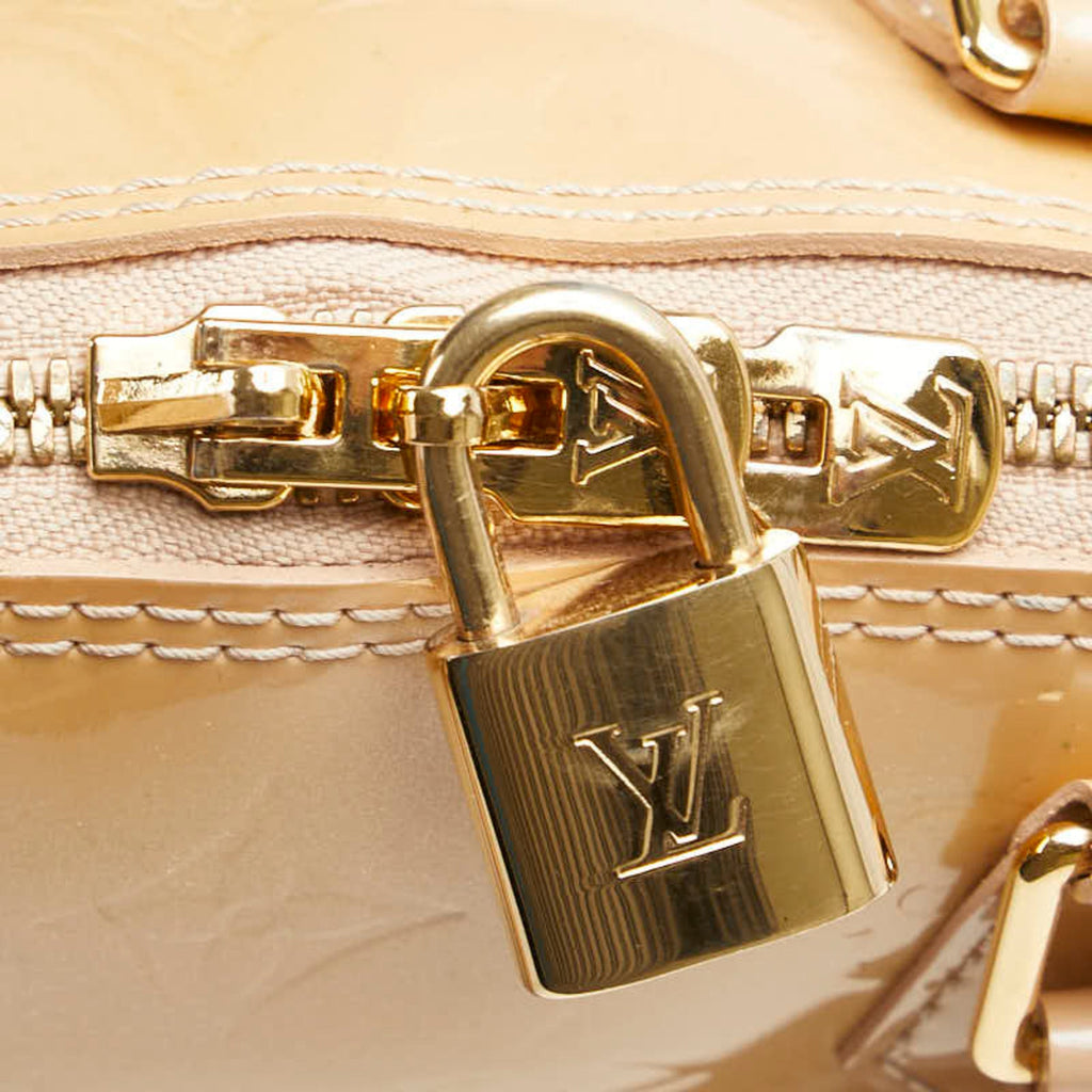 Louis Vuitton Beige Poodle Monogram Vernis Handbag