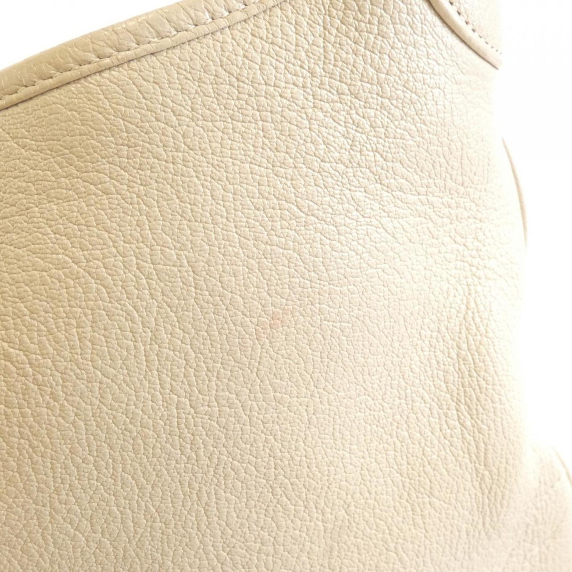 Gucci Gray Leather Shoulder Bag (Pre-Owned)
