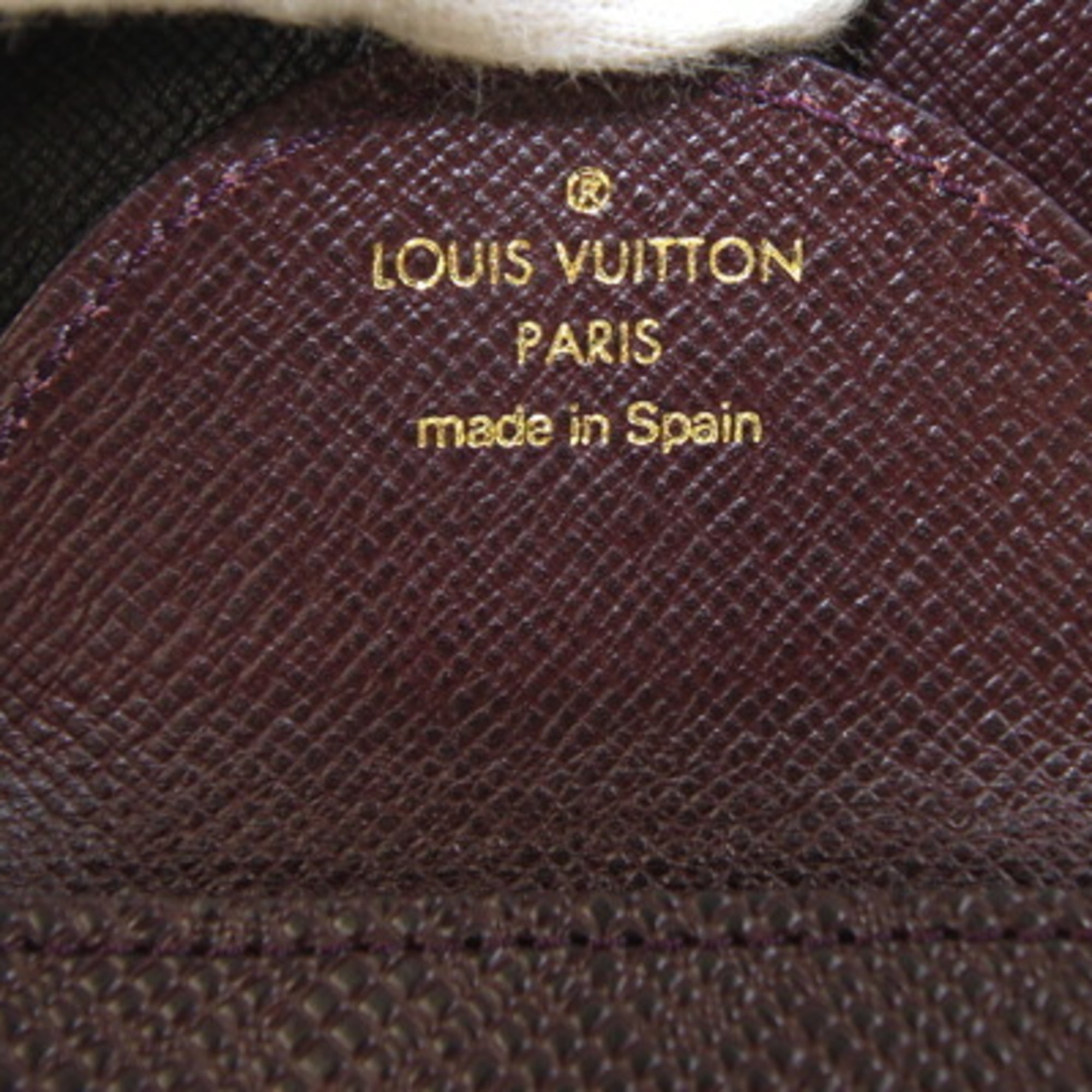 Louis Vuitton Acajou Taiga Leather Coin Purse/Coin Case