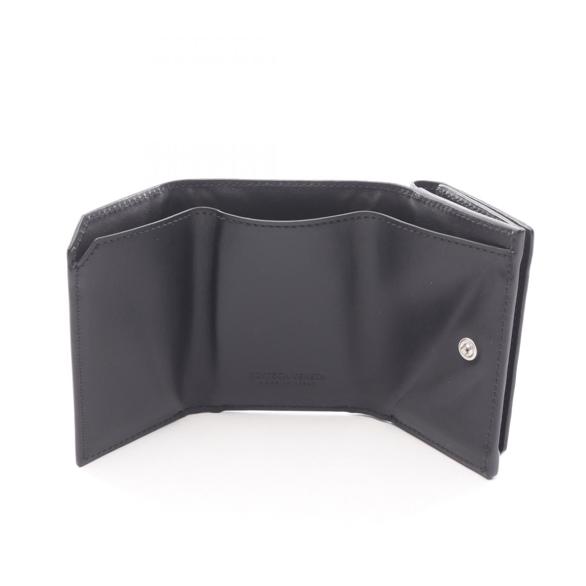 Bottega Veneta Black Intrecciato Wallet (Tri-Fold)