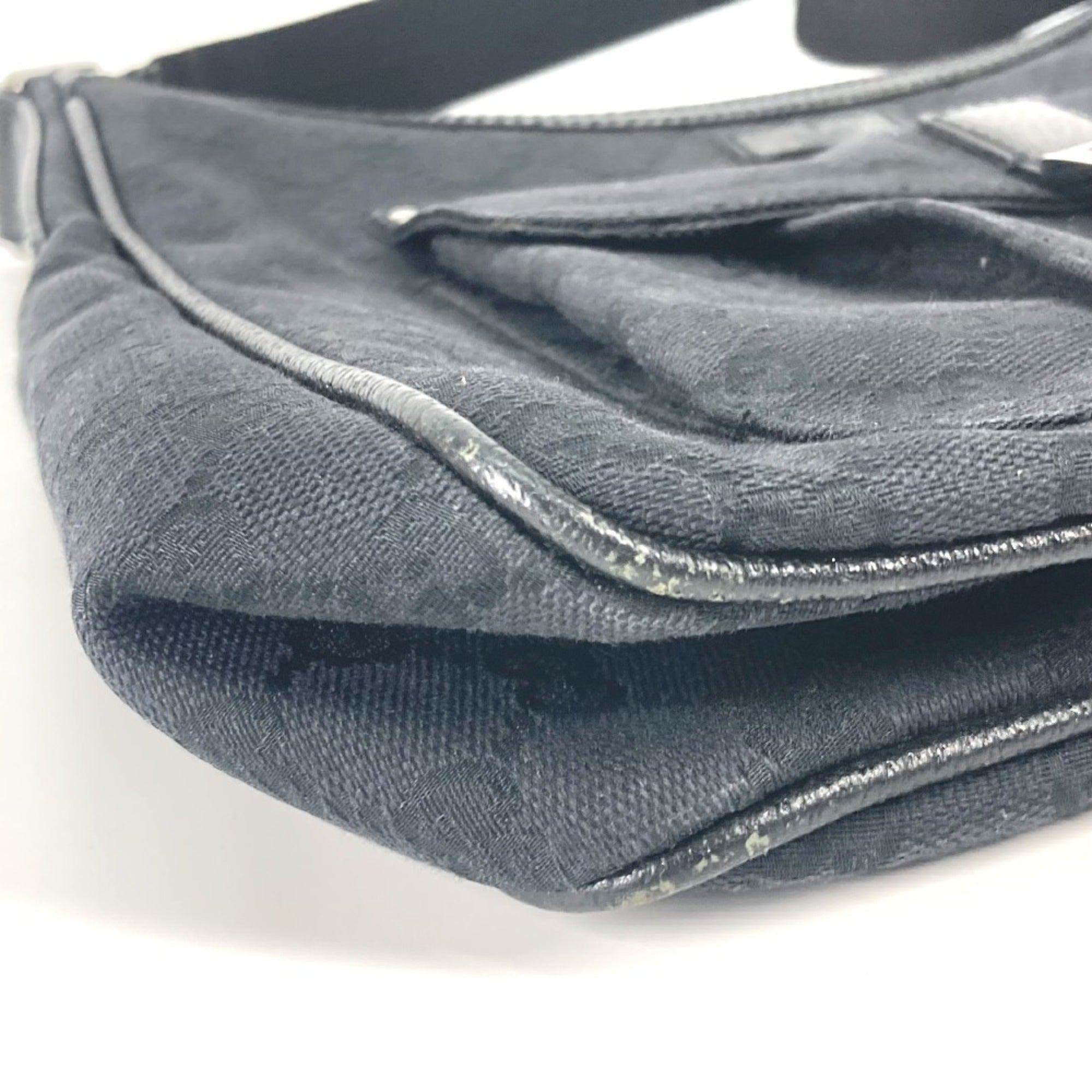 Gucci Black Other Shoulder Bag (Pre-Owned)