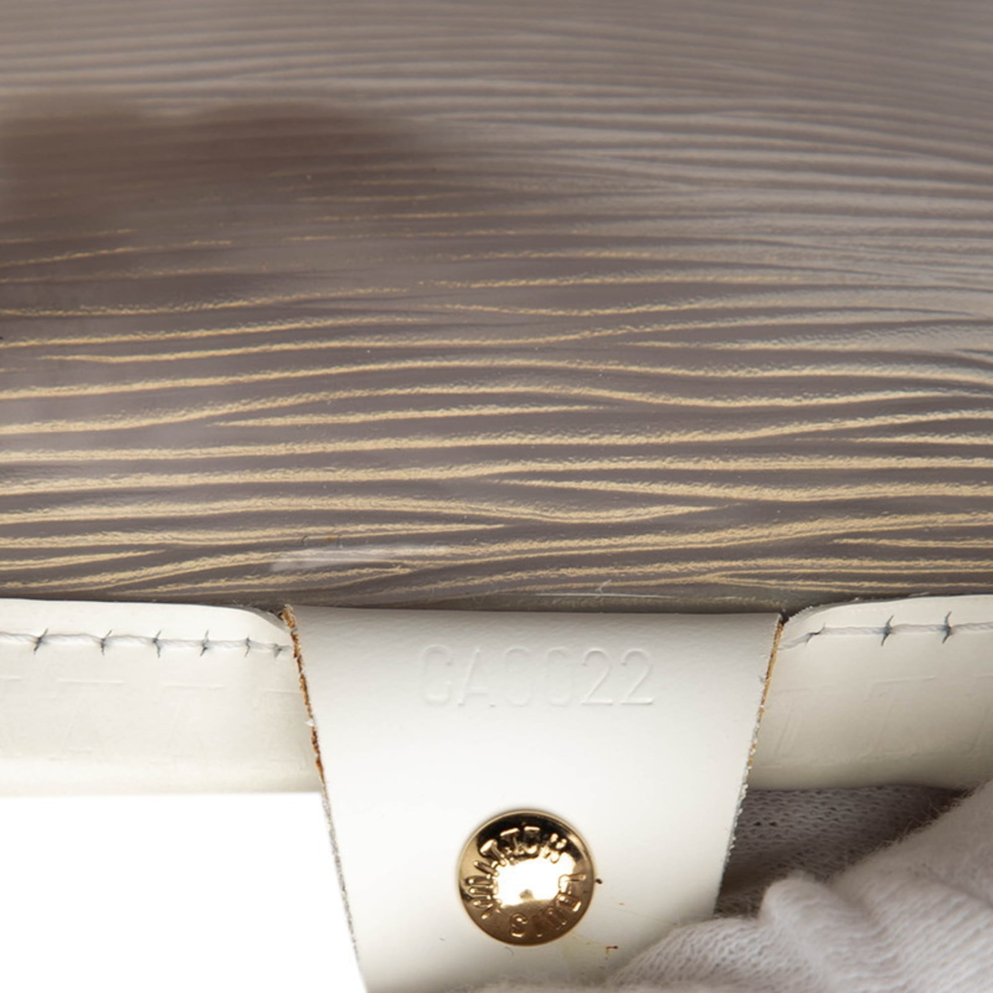 Louis Vuitton Clear White Vinyl Leather Handbag Pouch Tote Bag