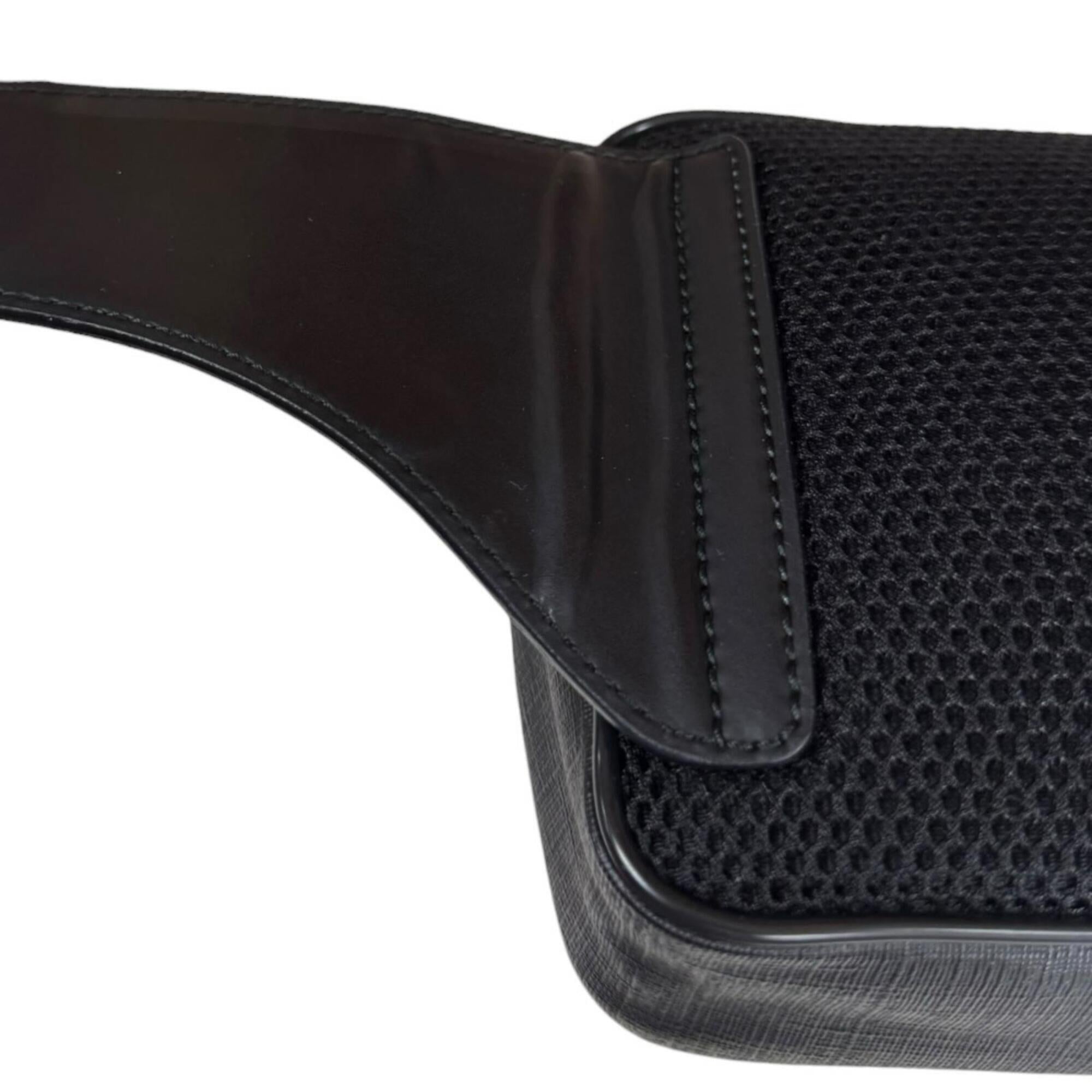 Gucci Sherry Line Black Gray Gg Supreme Leather Fanny Pack Sling Bag (Pre-Owned)