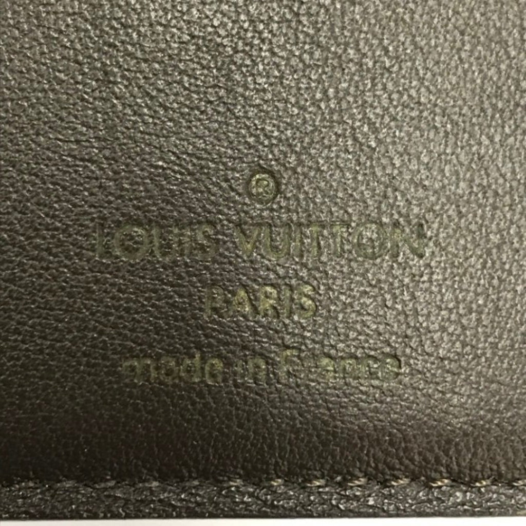 Louis Vuitton Beige Leather Wallet (Tri-Fold)