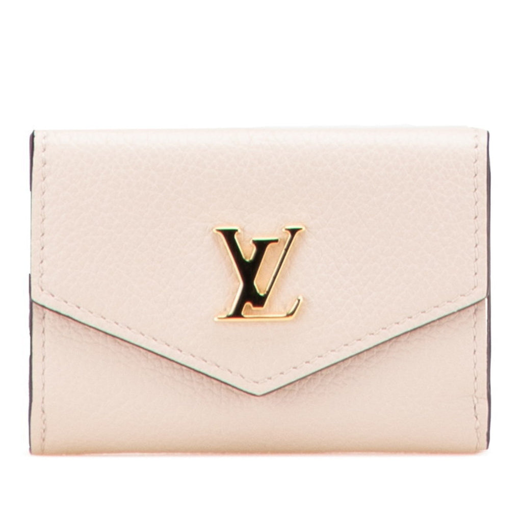 Louis Vuitton Grayish Leather Wallet (Tri-Fold)