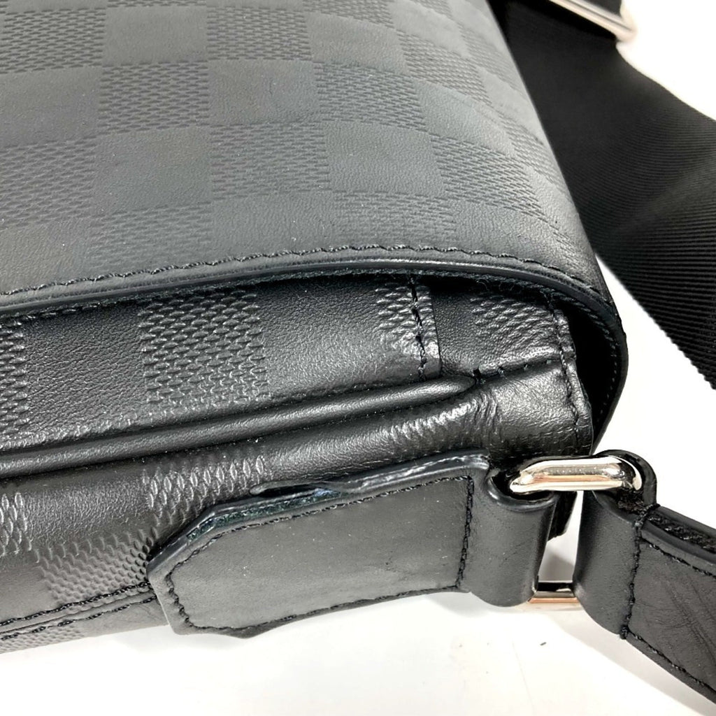 Louis Vuitton Black Noir Damier Infini Messenger Bag Shoulder Bag