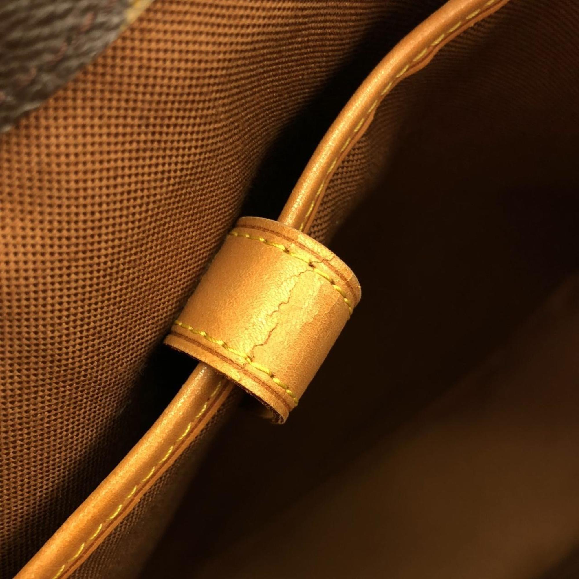 Louis Vuitton Marron Coated Canvas Handbag