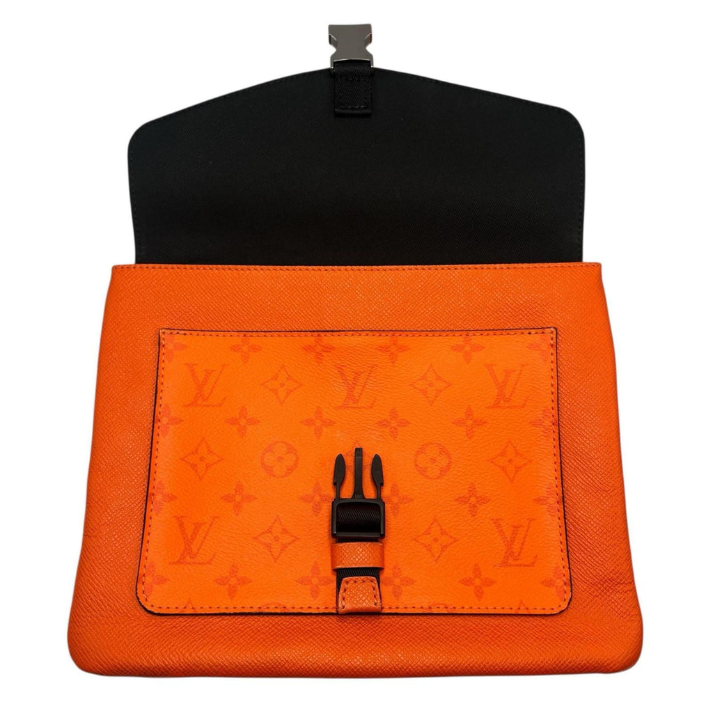 Louis Vuitton Taigarama Messenger Bag Shoulder Bag