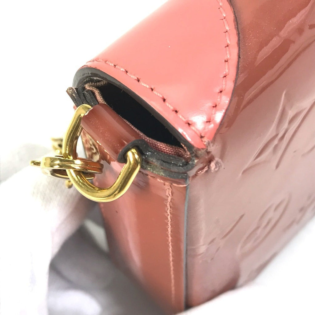 Louis Vuitton Monogram Vernis Pink Patent Leather Pochette Shoulder Bag