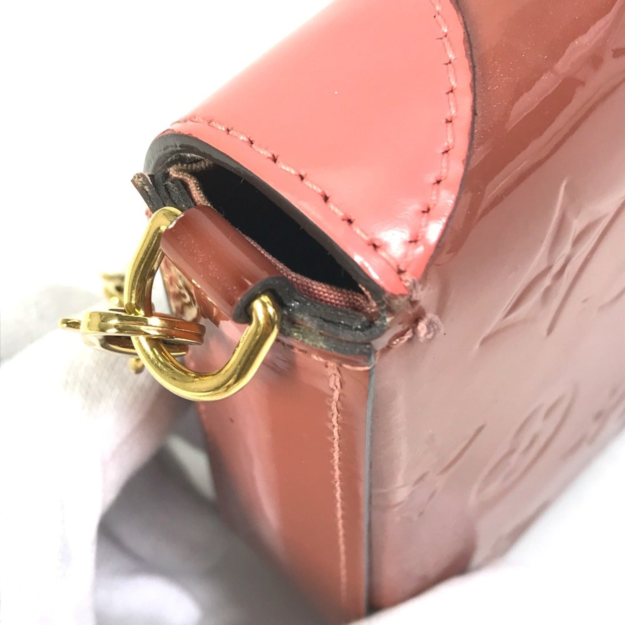 Louis Vuitton Monogram Vernis Pink Patent Leather Pochette Shoulder Bag