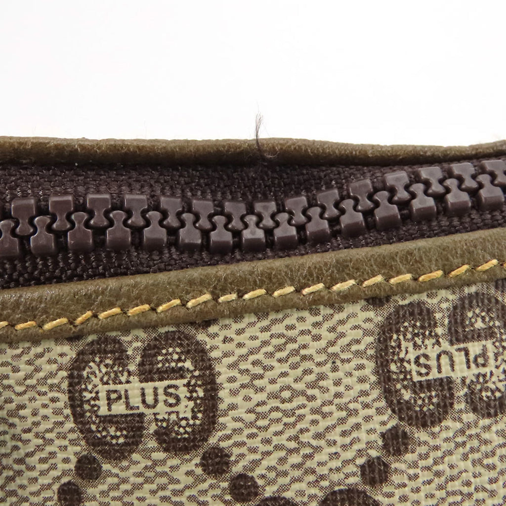 Gucci Beige Gg Plus Clutch Bag Pouch (Pre-Owned)