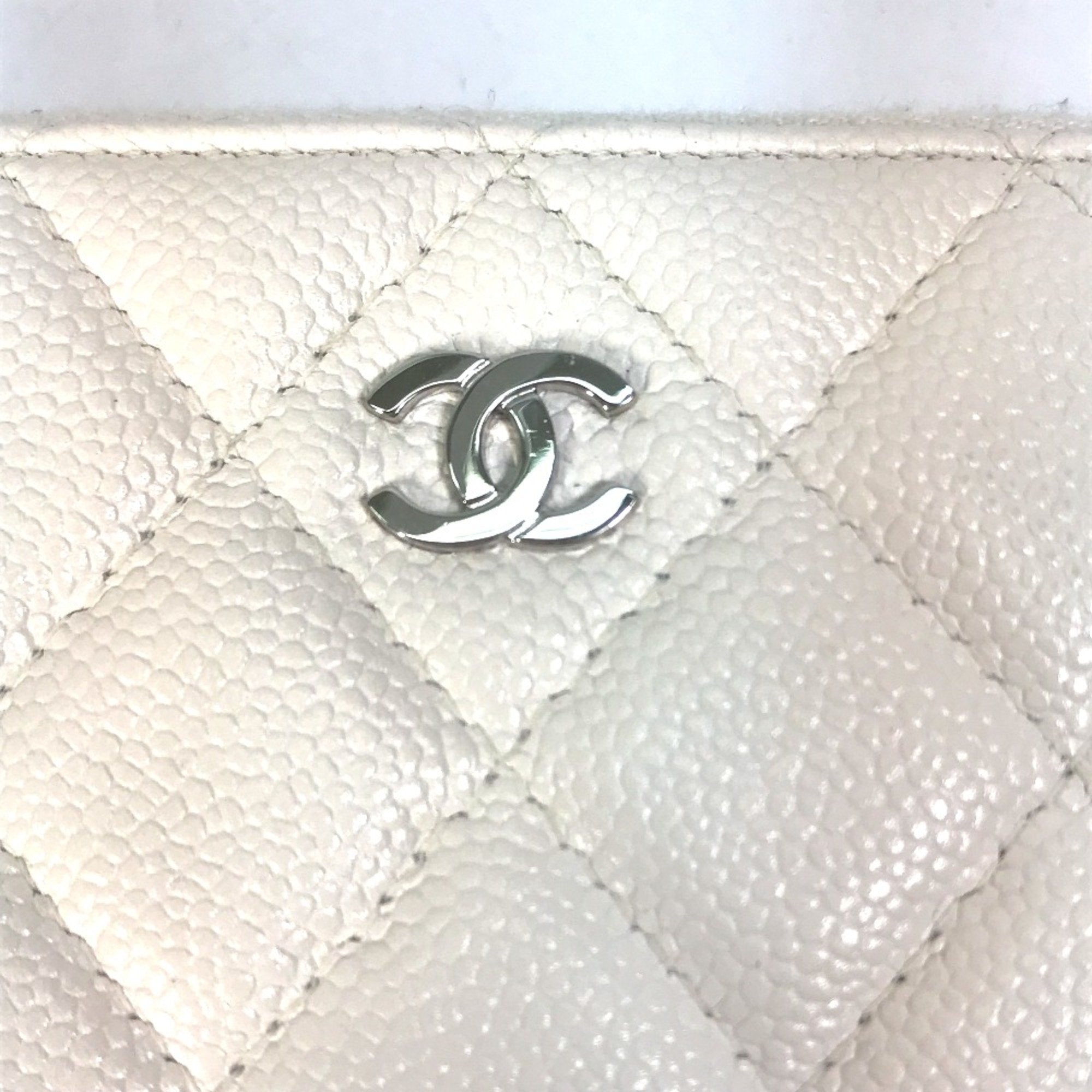 Chanel White Leather Long Wallet (Bi-Fold)