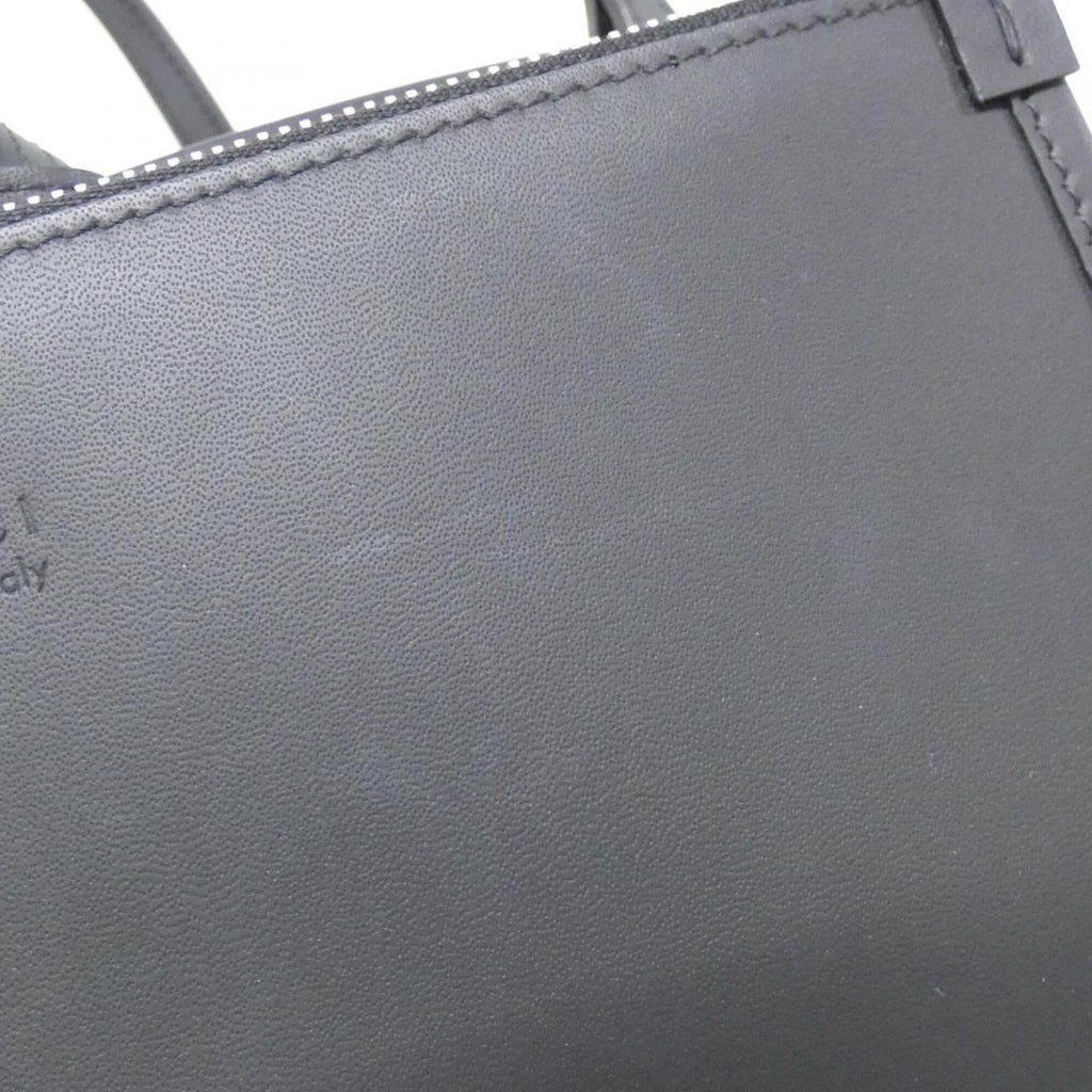 Gucci Black Gg Leather Handbag Pouch (Pre-Owned)