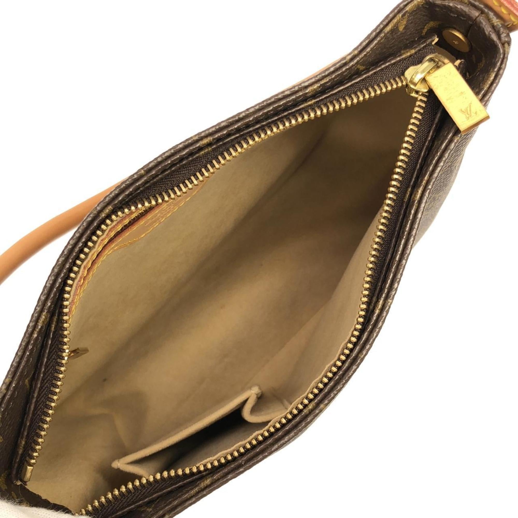 Louis Vuitton Marron Coated Canvas Shoulder Bag