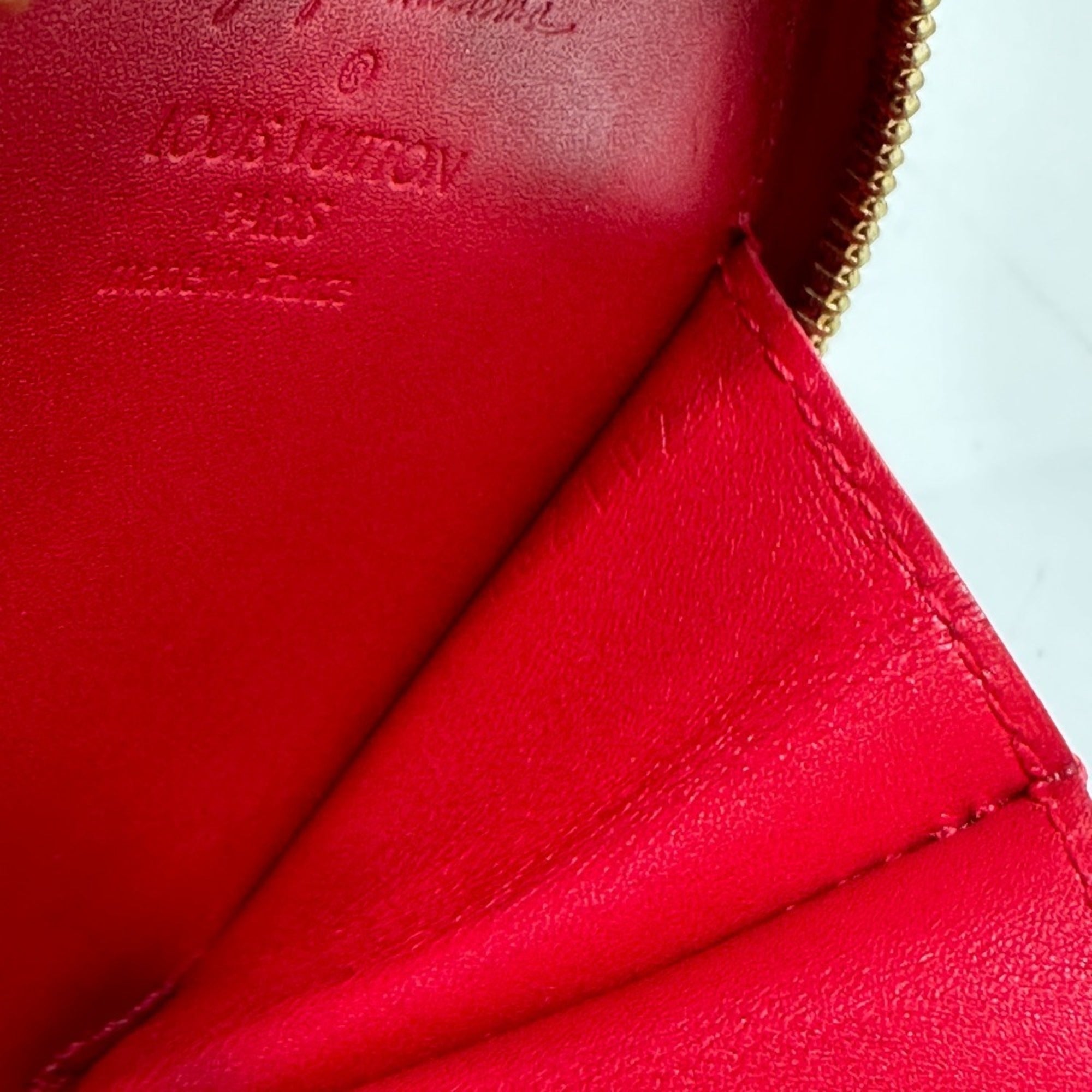 Louis Vuitton Monogram Vernis Red Color White Monogram Vernis Coin Purse/Coin Case