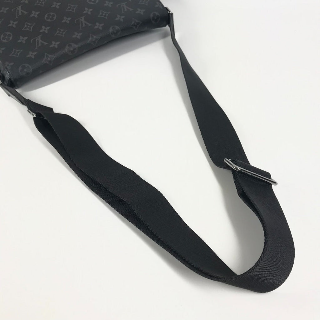 Louis Vuitton Black Monogram Eclipse Monogram Eclipse Messenger Bag Shoulder Bag