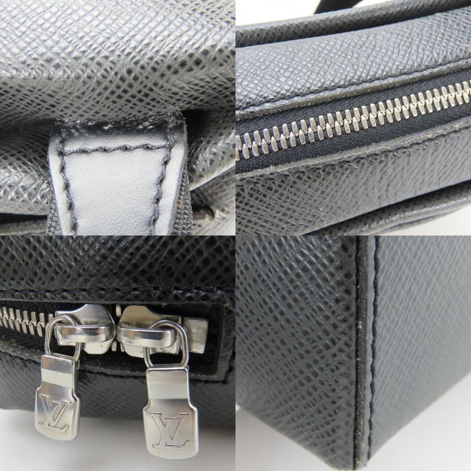 Louis Vuitton Ardoise Moss Green Taiga Leather Shoulder Bag