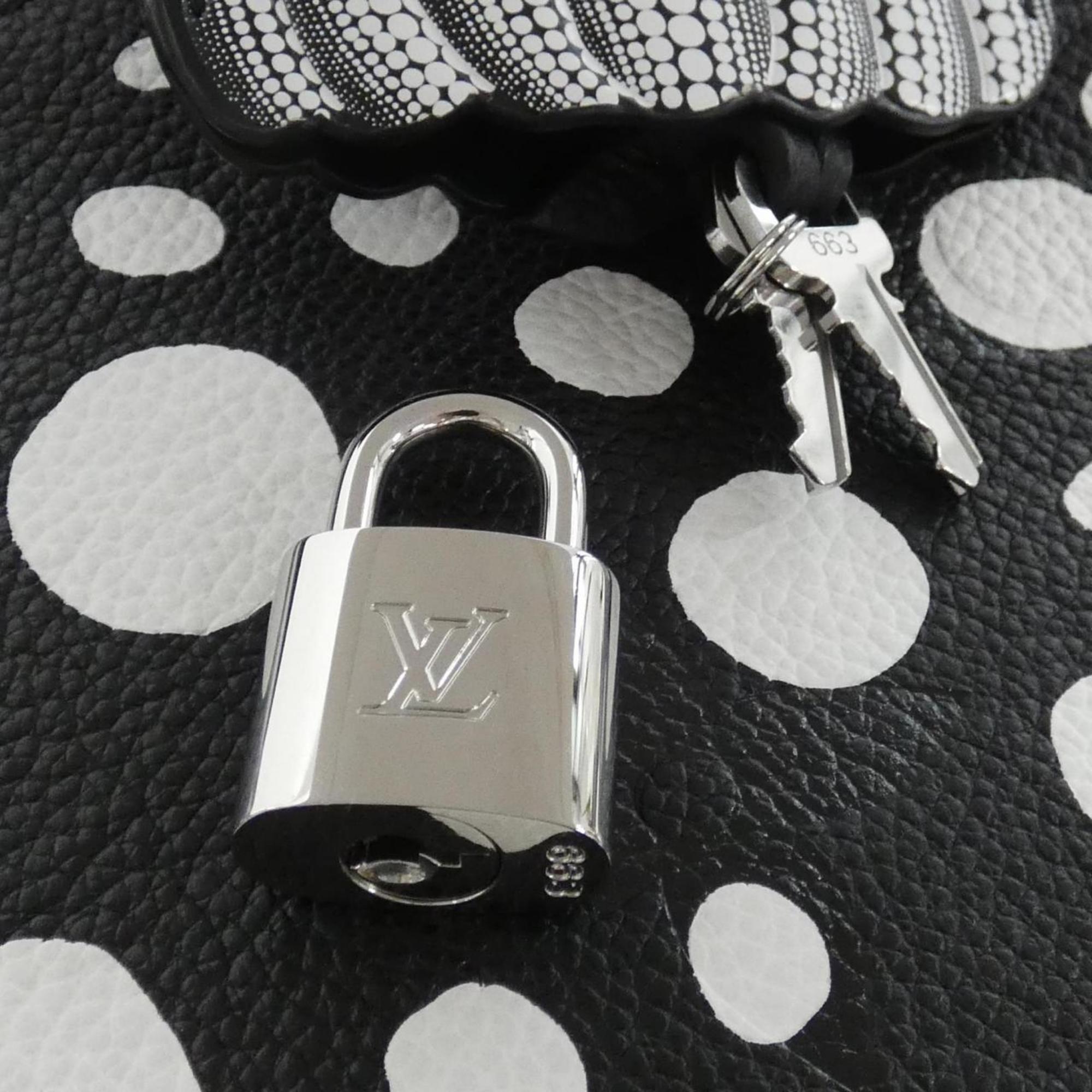 Louis Vuitton Black Leather Shoulder Bag