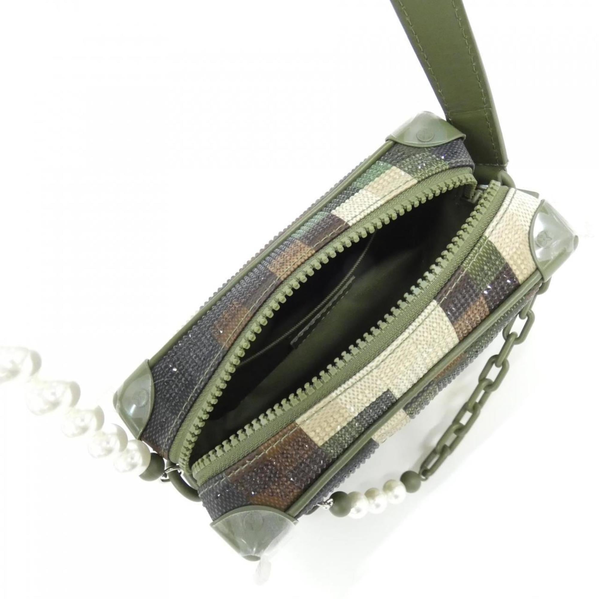 Louis Vuitton Vert Satin Shoulder Bag