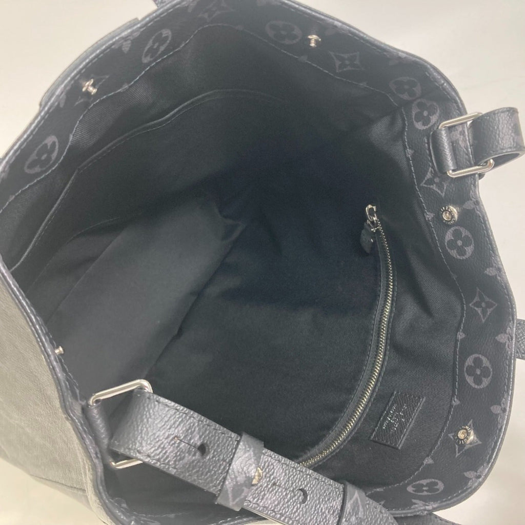 Louis Vuitton Taigarama Black Taiga Leather Monogram Eclipse Handbag Shoulder Bag Tote Bag