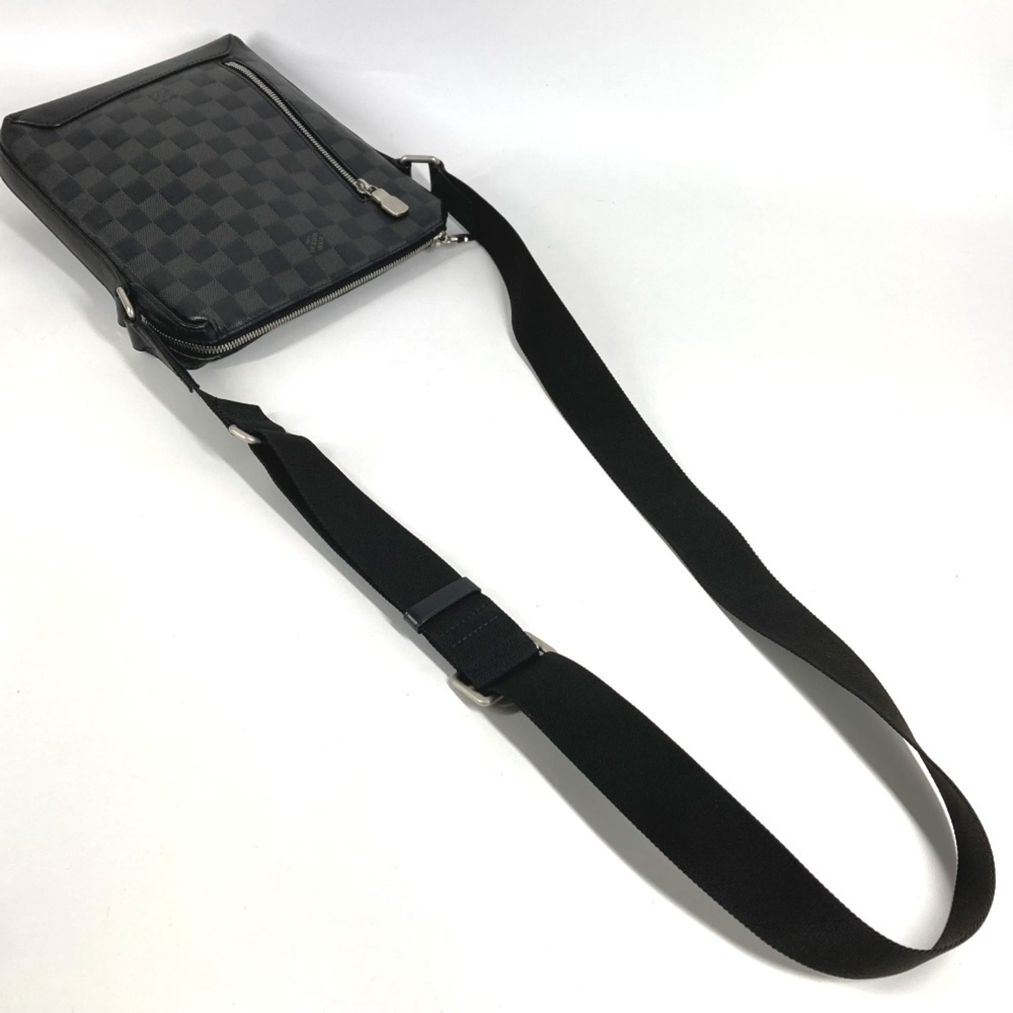 Louis Vuitton Black Damier Infini Leather Pochette Shoulder Bag