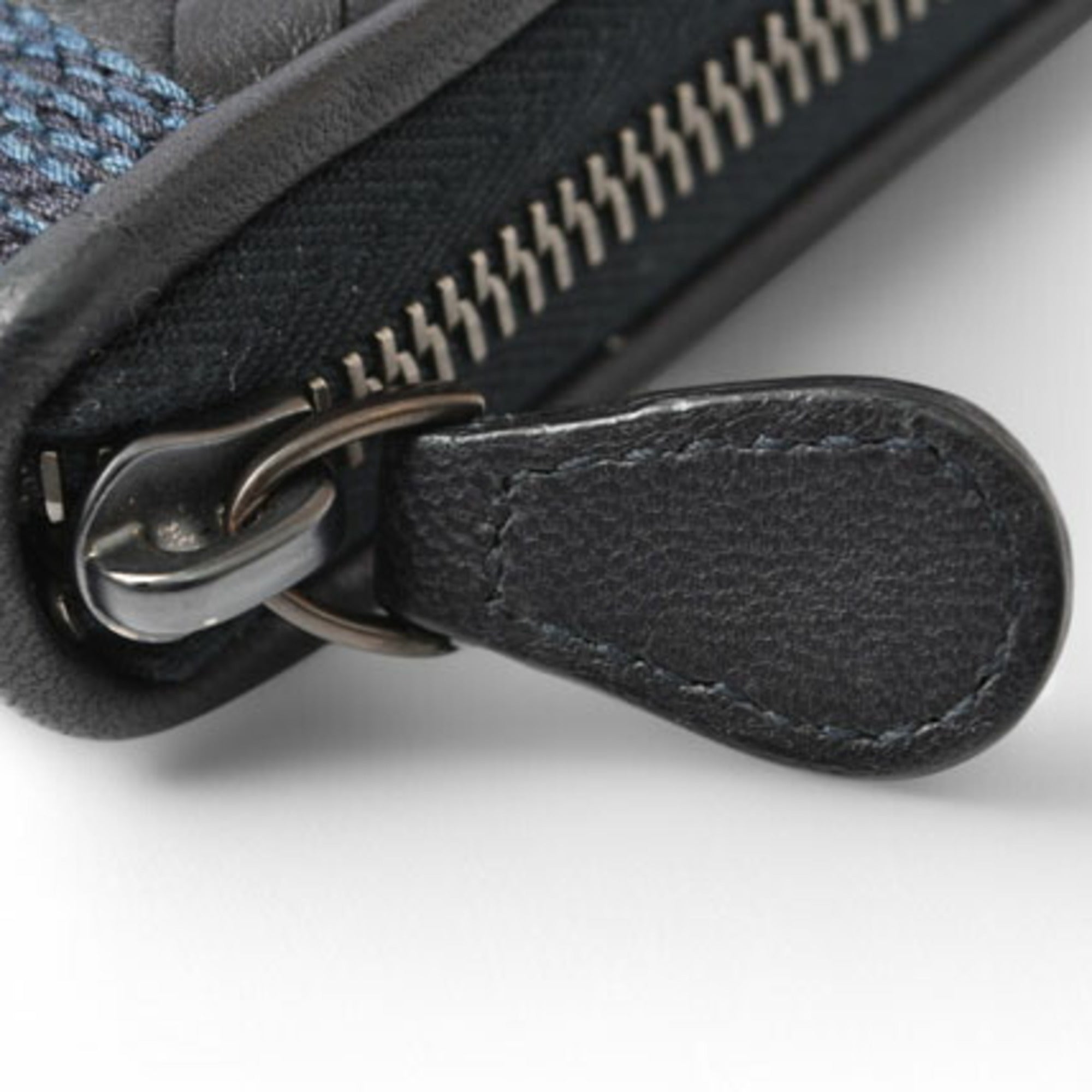 Bottega Veneta Navy Leather Long Wallet (Bi-Fold)