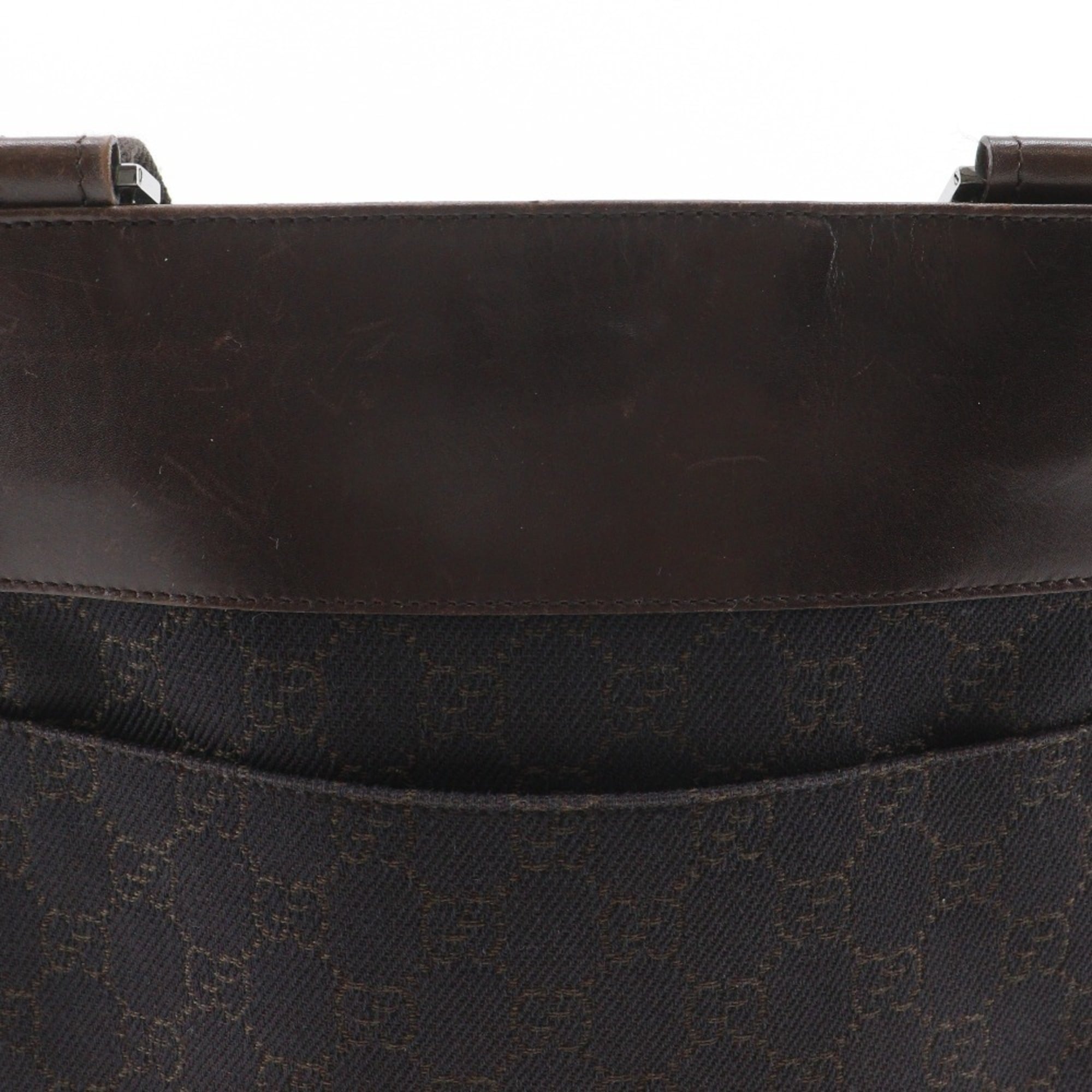 Gucci Brown Gg Canvas Shoulder Bag (Pre-Owned)