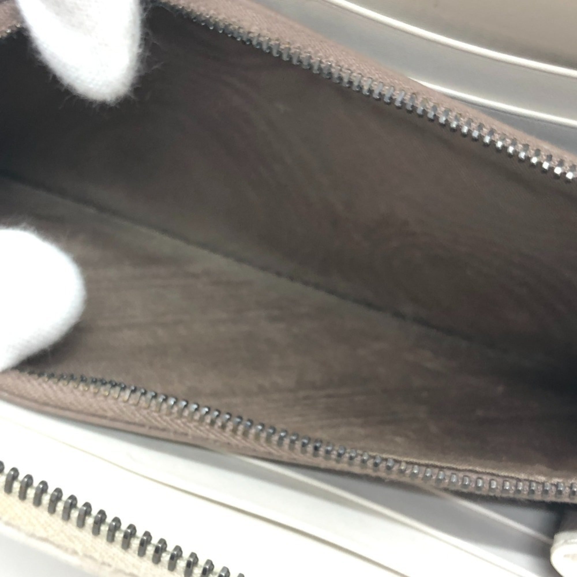 Bottega Veneta White Intrecciato Long Wallet (Bi-Fold)