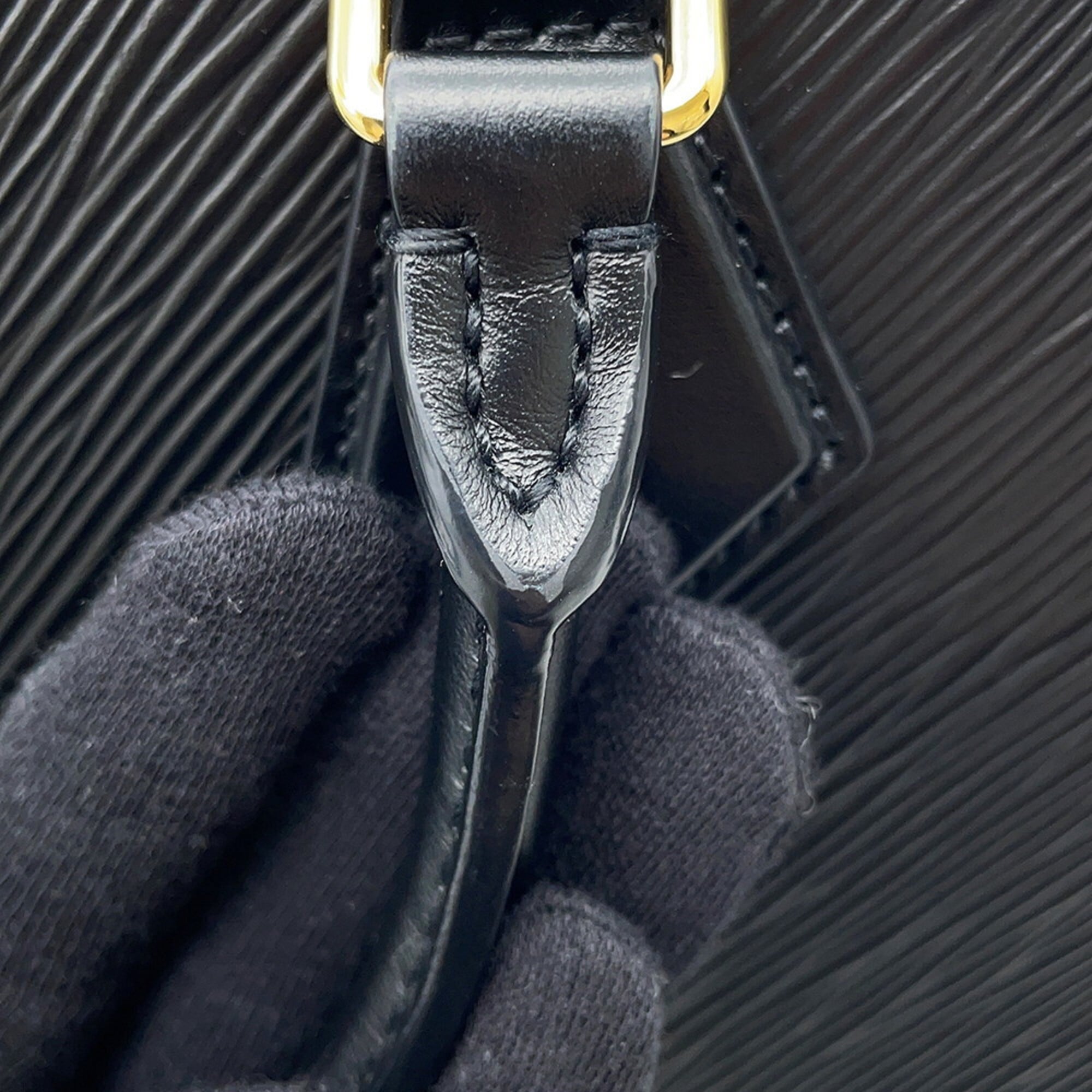 Louis Vuitton Epi Black Noir Epi Leather Handbag Shoulder Bag
