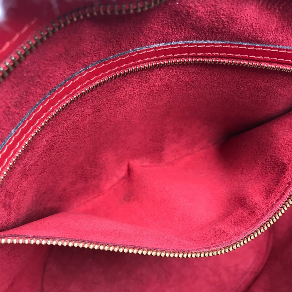 Louis Vuitton Castilian Red Red Color Epi Leather Shoulder Bag