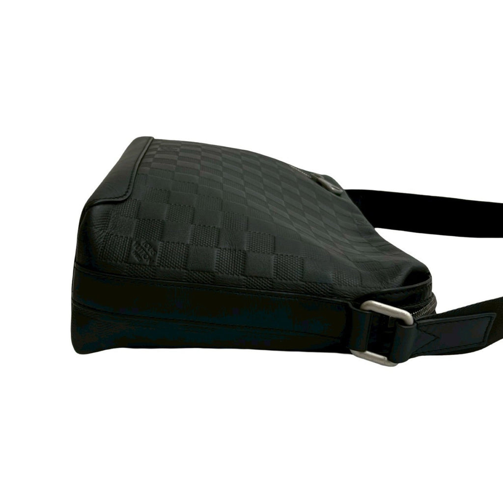 Louis Vuitton Black Leather Shoulder Bag